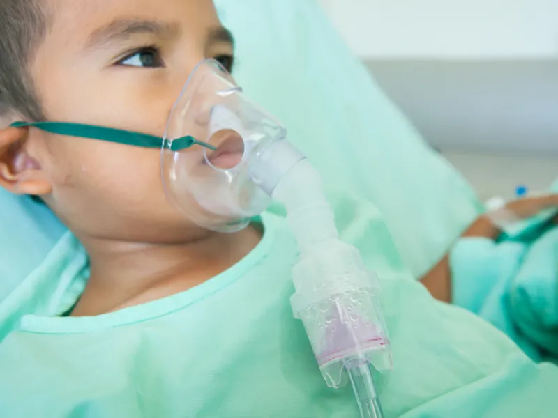 Aumento en la contaminación y llegada del invierno elevan consultas por asma en el Hospital Puerto Montt