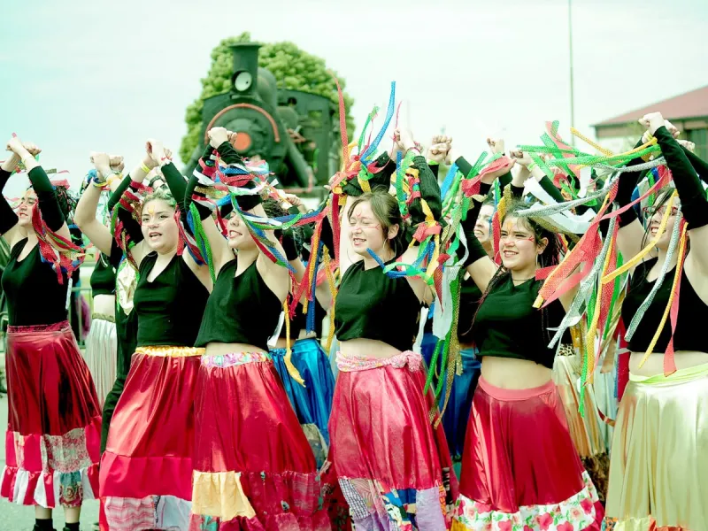 Balmaceda Arte Joven Los Lagos invita a participar en talleres artísticos gratuitos de verano 2020