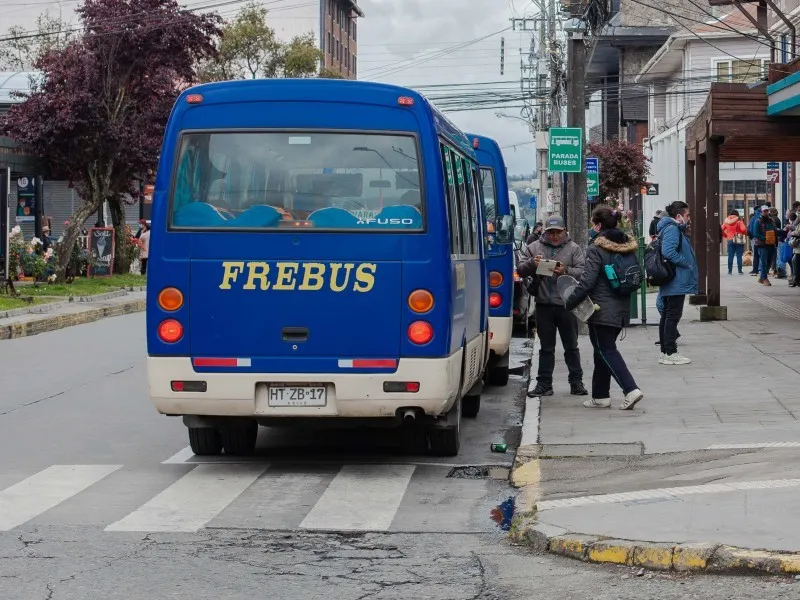 Comienza nuevo proceso para modernizar buses urbanos y rurales en Los Lagos