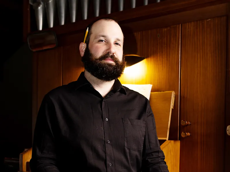 Compositor Edgar Girtain se presentará en Centro Cultural Bosque Nativo con obras inéditas en piano