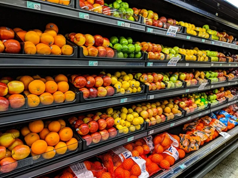 Con un gasto de 48% en 2024: Los alimentos son los productos de la canasta de consumo masivo más comprados por los shoppers