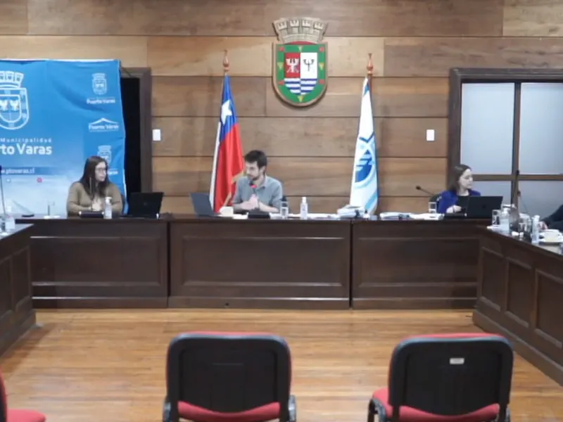 Concejo Municipal aprobó convenio con Universidad San Sebastián que ampliará prestaciones de salud a adultos mayores residentes del ELEAM
