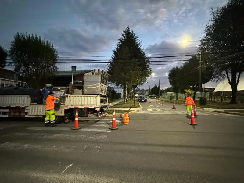 En la Ciudad de las Rosas comenzó convenio de servicio de demarcación vial en cruces de establecimientos educacionales