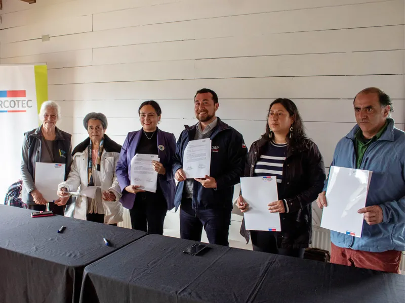 En Puerto Varas Sercotec e INDAP firmaron convenio para Fortalecer el Desarrollo Cooperativo en Los Lagos