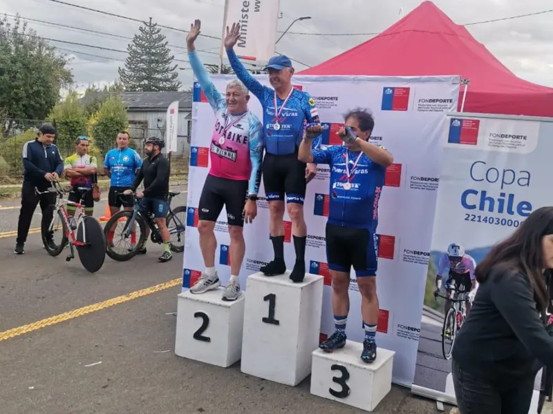 Fin de semana de podios cosechó el Club Ciclista Puerto Varas en cuatro campeonatos sureños