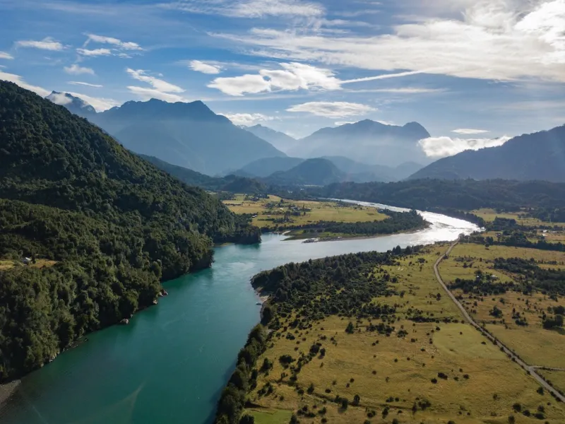 Habitantes de Cochamó piden dar urgencia a la protección del río Puelo durante el seminario Encuentros del Agua