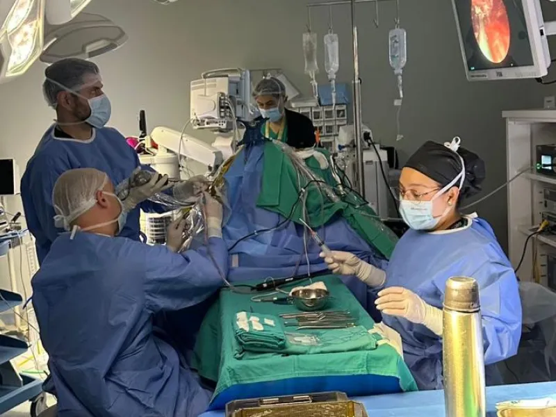 HPM se convierte en el único hospital público de Chile en exponer compleja técnica neuroquirúrgica en congreso mundial