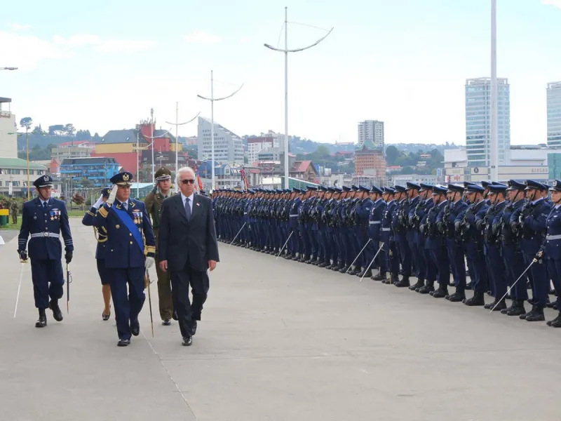 IIIª Brigada Aérea celebra 88° Aniversario de la FACH con ceremonia militar en Puerto Montt