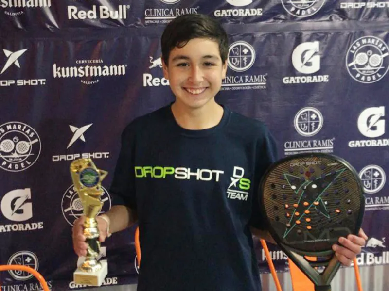 Joven puertovarino participará en Mundial de Pádel en México