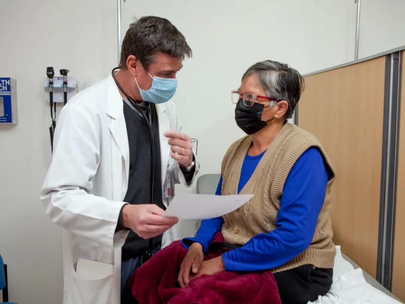 La importancia de la APS: investigadores realizan proyecto piloto de cuidados integrales a personas sobrevivientes al cáncer en la región