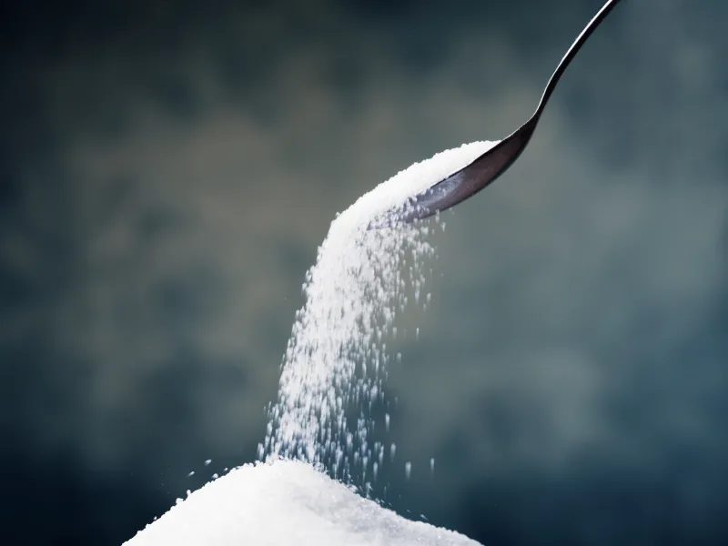 Nutricionista explica los peligros para la salud de la azúcar añadida y cómo reducirla