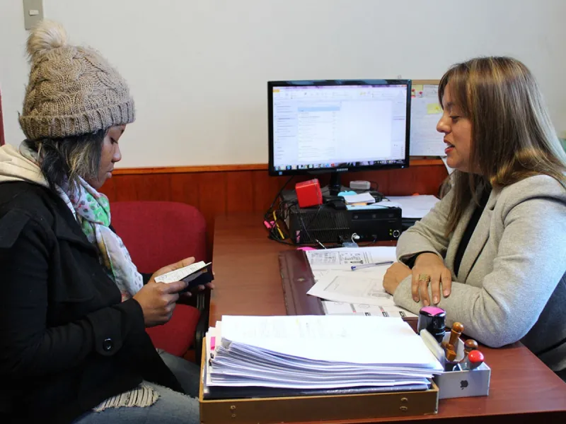Puerto Montt: Extranjeros que iniciaron proceso de regularización en la Gobernación de Llanquihue reciben visa de residencia por un año 