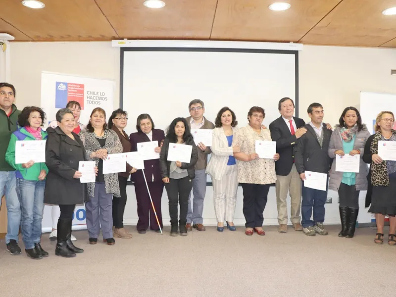 Segegob invita a dirigentes y medios de comunicación a curso para postular fondos