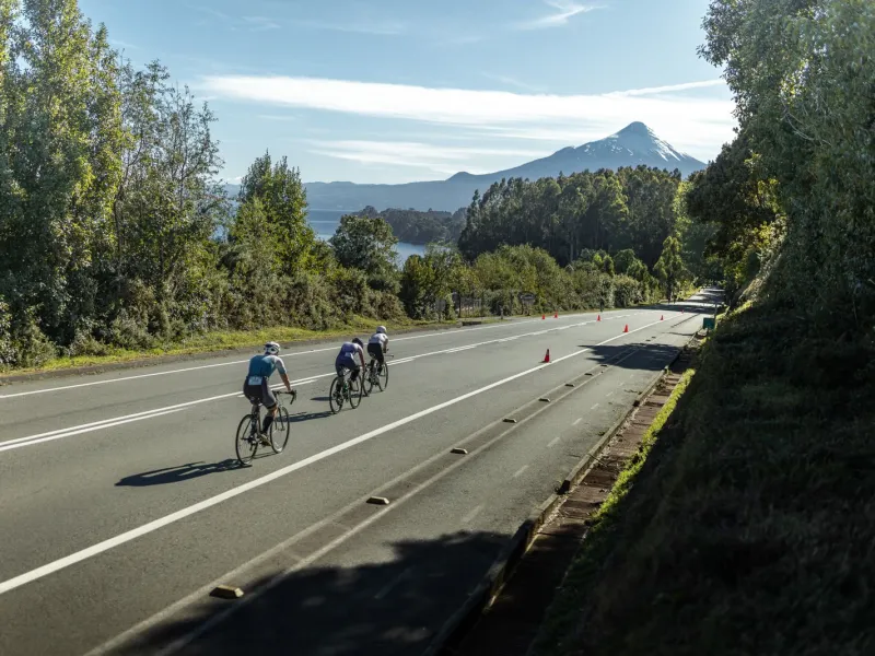Tomás Omaechevarría y Lauren Tininenko se coronaron en la primera fecha del Triatlón Series