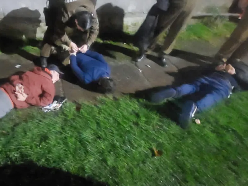 Tres delincuentes fueron detenidos tras robar en una casa en Puerto Varas