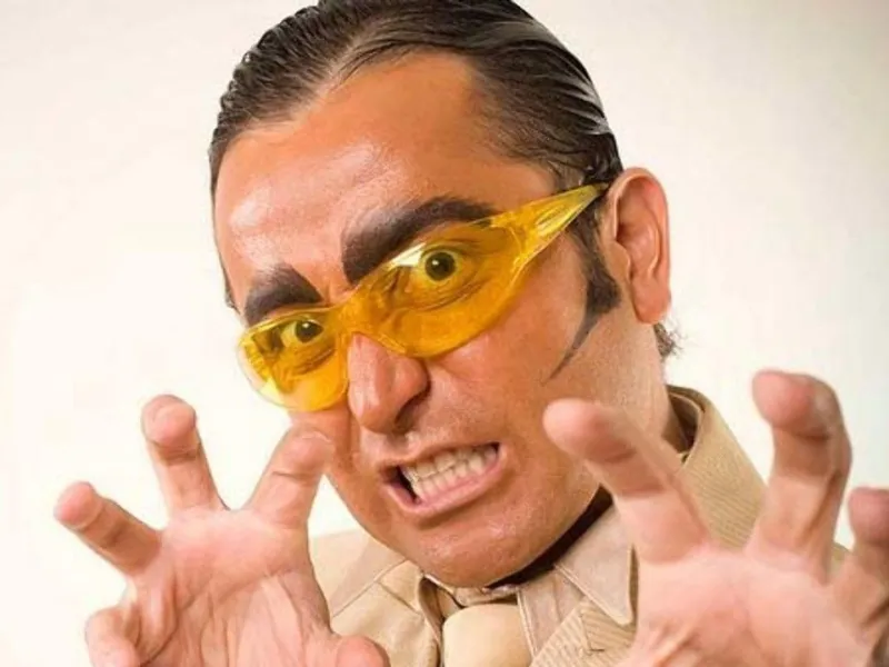 Yerko Puchento anuncia un viernes de muchas risas en Puerto Varas
