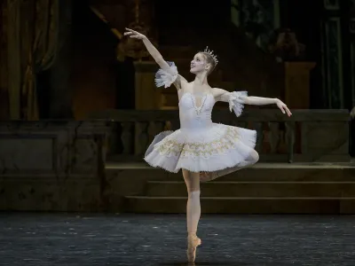 Acompañado de la bailarina Natascha Mair y el pianista Danor Quinteros: La Magia del Violinista Yury Revich Llega a Teatro del Lago