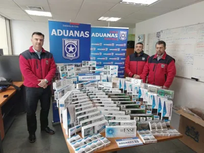 Aduana y Carabineros incautan 19.180 cigarrillos ilegales desde locales comerciales en la comuna de Los Muermos