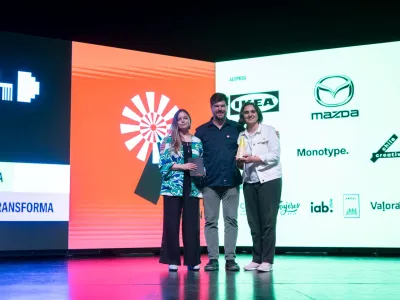 Agencia digital 2litros de Puerto Varas es galardonada en los Premios Chile Diseño 2024