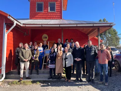 Autoridades inauguraron obras de mejoramiento térmico y sistema de calefacción en Escuela Colonia Río Sur de Puerto Varas