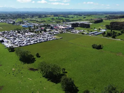 Avanzan más de 400 soluciones habitacionales para familias de Nueva Braunau