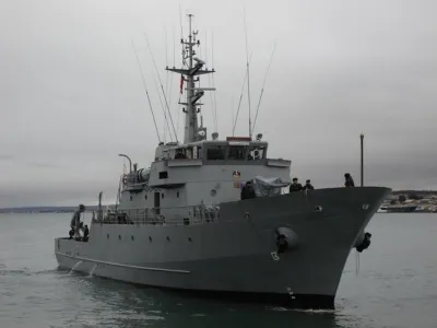 Buques de la Armada realizarán Desfile Naval