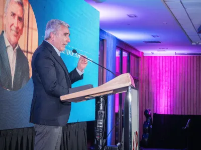 Carlos Peña en Encuentro de Diarios Regionales realizado en Puerto Varas: “(A la prensa) la necesitamos más que nunca, pero está más amenazada que nunca”