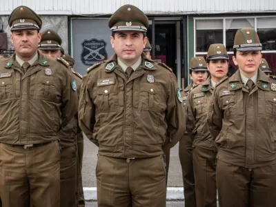 Comisario Félix Sánchez Van de Maele asumió liderazgo de la 1ª Comisaría de Puerto Varas Sub Oficial Mayor Javier Figueroa M. con foco en seguridad, comunidad y profesionalización