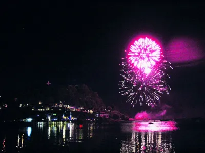 Con dos plataformas de lanzamiento de fuegos artificiales y 18 minutos de duración Puerto Varas dará la bienvenida al 2018