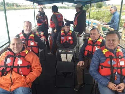Consejeros Regionales y alcalde de Llanquihue recorrieron el Río Maullín para verificar estado de aguas tratadas 