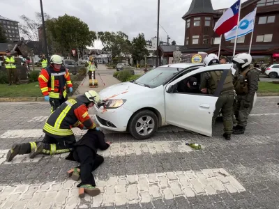 En Puerto Varas: con simulacro de accidente llaman a la comunidad a prevenir accidentes de tránsito en Fiestas Patrias