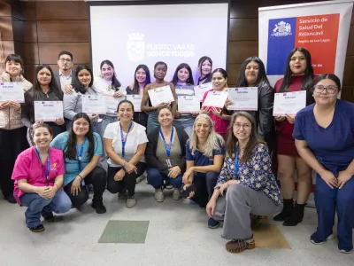 Escuela Rosita Novaro de Puerto Varas: proyecto de salud mental “Alas para Emprender el Vuelo” certifica a una veintena de adolescentes