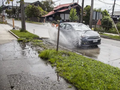 Estado de Calle San Ignacio se hace insufrible para conductores y peatones