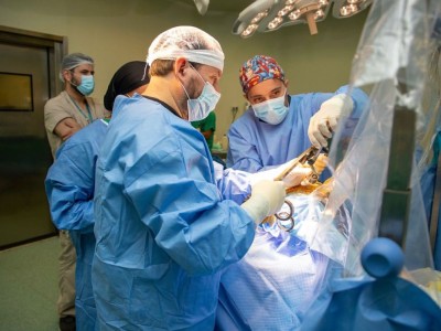 ‘Estimulación Cerebral Profunda’: el procedimiento que le cambia la vida a pacientes con Parkinson en el Hospital Puerto Montt