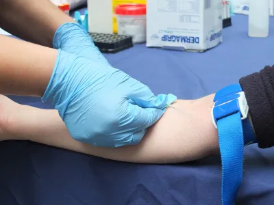 Exitoso operativo pesquisa VIH para funcionarios en Hospital de Puerto Montt