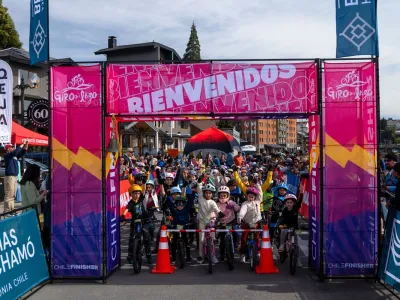 Giro del Lago Kids debutó con más de 100 pequeños ciclistas en la costanera de Puerto Varas