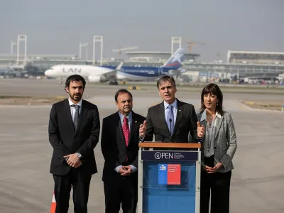 Gobierno anuncia rebaja de 20% en el valor de las tasas de embarque