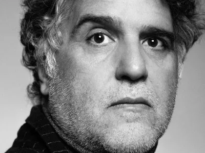Imperdible….Teatro, escritura e inteligencia artificial: la mirada de Mateo Irribarren llega al CAMM