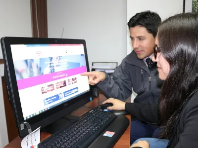 Inauguran primera Feria Virtual para mujeres que ofrece más de 12 mil empleos en todo Chile