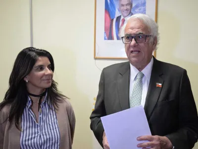 Intendente Jürgensen confirma fecha de pago de aporte comprometido a pescadores afectados por marea roja