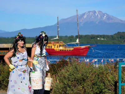 Intervención Artística "Basta de Basura" en Puerto Varas