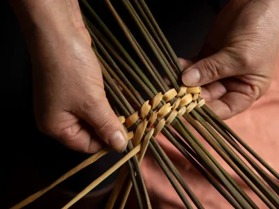Invitan a Artesanas y Artesanos de la Cuenca del Llanquihue a participar de la III Versión de "Al Encuentro de la Artesanía"