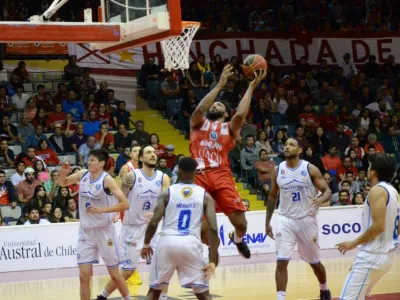 LNB: Valdivia ganó 2-0 a Atlético en primeros partidos de Play Off