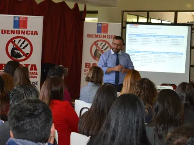 Más de 200 personas participaron en jornadas preventivas de delitos sexuales en Los Lagos