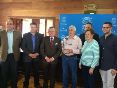 Municipalidad reconoció a José María Sáez quien por 18 años ha sido encargado de los Fuegos Artificiales en Puerto Varas
