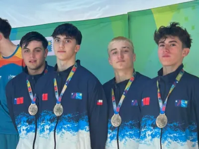 Nadadores del Club Polaris sumaron 15 medallas en las primeras jornadas de los Juegos Binacionales de la Araucanía 2026