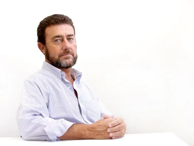 [OPINIÓN] "El pobre derecho a la privacidad" Por Paulo Egenau, director social del Hogar de Cristo