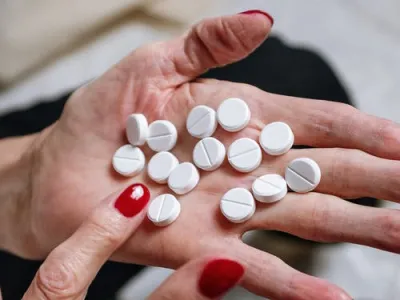 [OPINIÓN] La inquietante polifarmacia en el adulto mayor