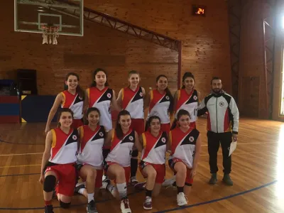 Participan atletas puertovarinos: Delegación regional de deportistas competirá en la segunda categoría de los Juegos Deportivos Escolares en la Región del Bío-Bío