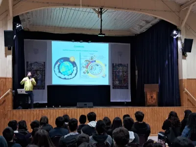 Proyecto “Aula Viva: Huerto Comunitario Sustentable” fue presentado en Feria Ambiental organizada en el Colegio Inmaculada Concepción Puerto Varas